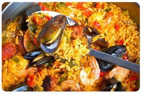 Top 10 foods to try in Spain, Paella